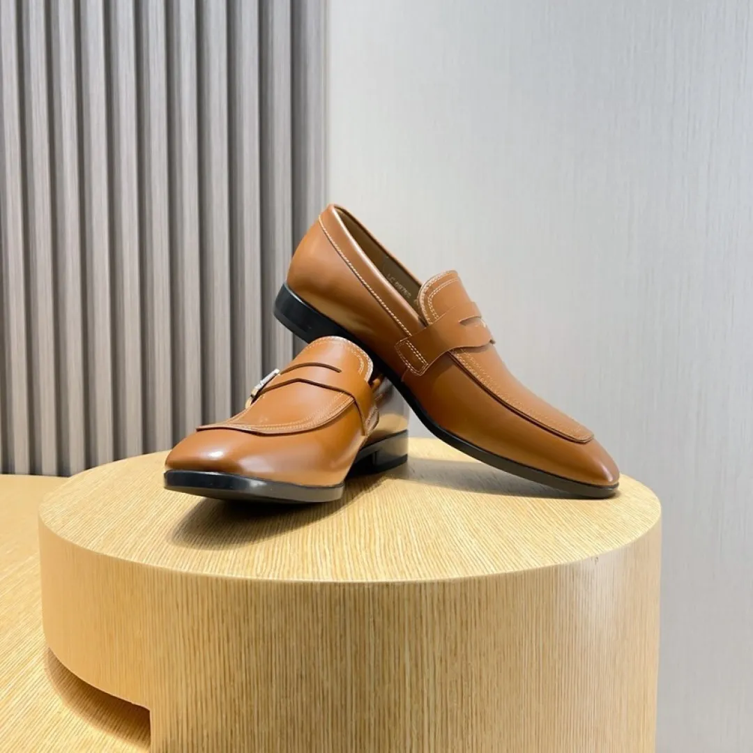 Factory P620💰🔥《Ferragamo》👏Latest•High-end top brand luxury~purchasing agent, top~quality. New fashionable business men's shoes🔜The uppers are made of original open-edge beaded cowhide➕cowhide·lining, with fine workmanship. The original stylish and soft combination wear-resistant and non-slip outsole is light and comfortable on the feet. The real thing looks better in real photos. Size: 38--44